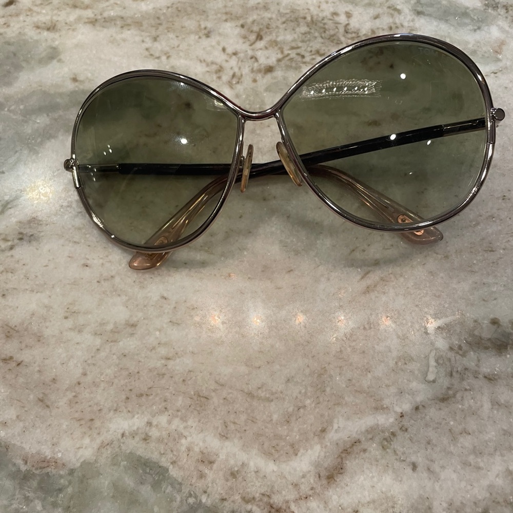 Tom Ford sunglasses with case
